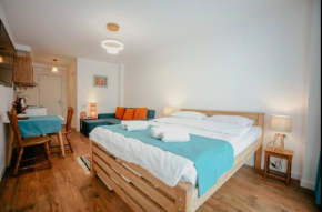 Mountain View Apartment with Balcony next to Gondola Ski Lift